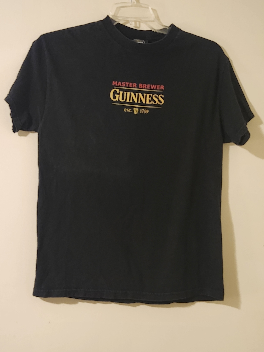Authentic Guinness Black Short Sleeve T-Shirt Master Brew With Logo M